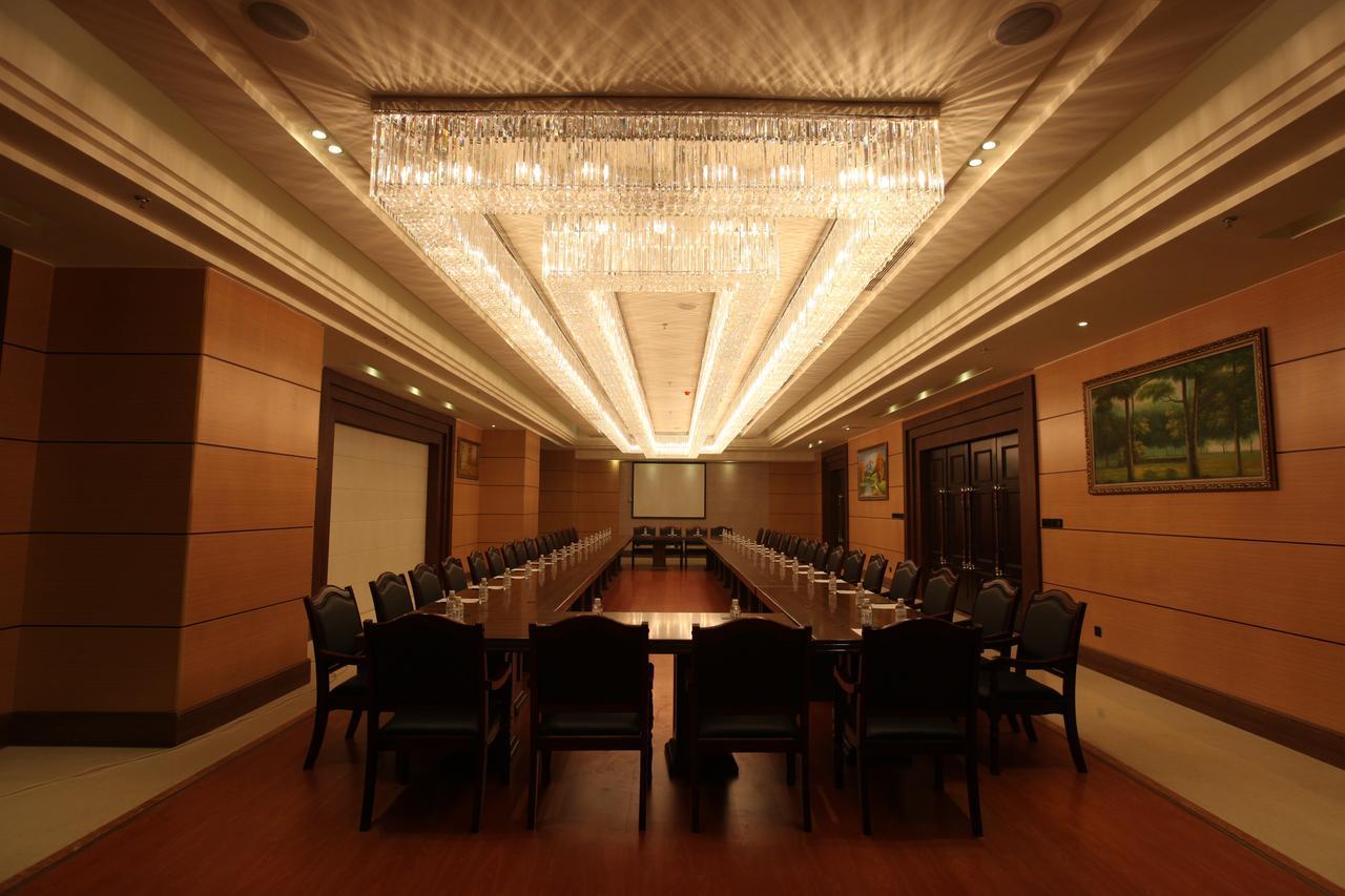 Chengdu Zhengyuan Xiyue Hotel Екстер'єр фото